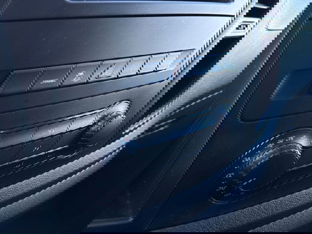 Mercedes-Benz Vito usata a Milano (14)