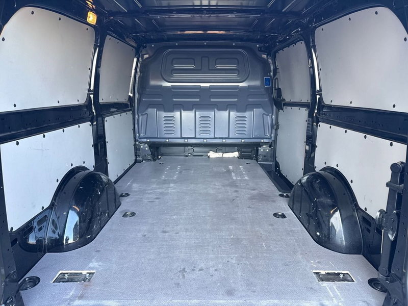 Mercedes-Benz Vito usata a Milano (8)