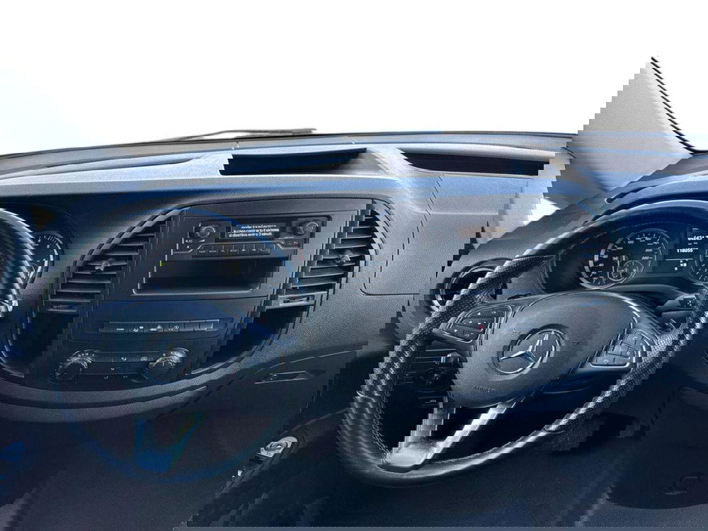 Mercedes-Benz Vito usata a Milano (9)