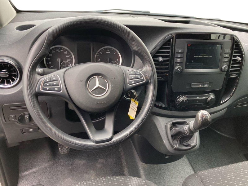 Mercedes-Benz Vito usata a Milano (11)