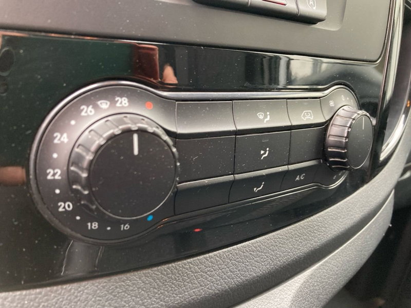 Mercedes-Benz Vito usata a Milano (14)