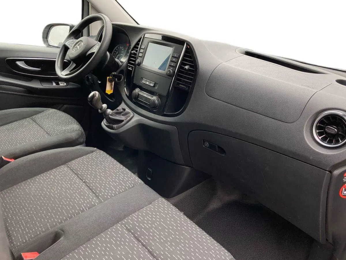 Mercedes-Benz Vito usata a Milano (15)
