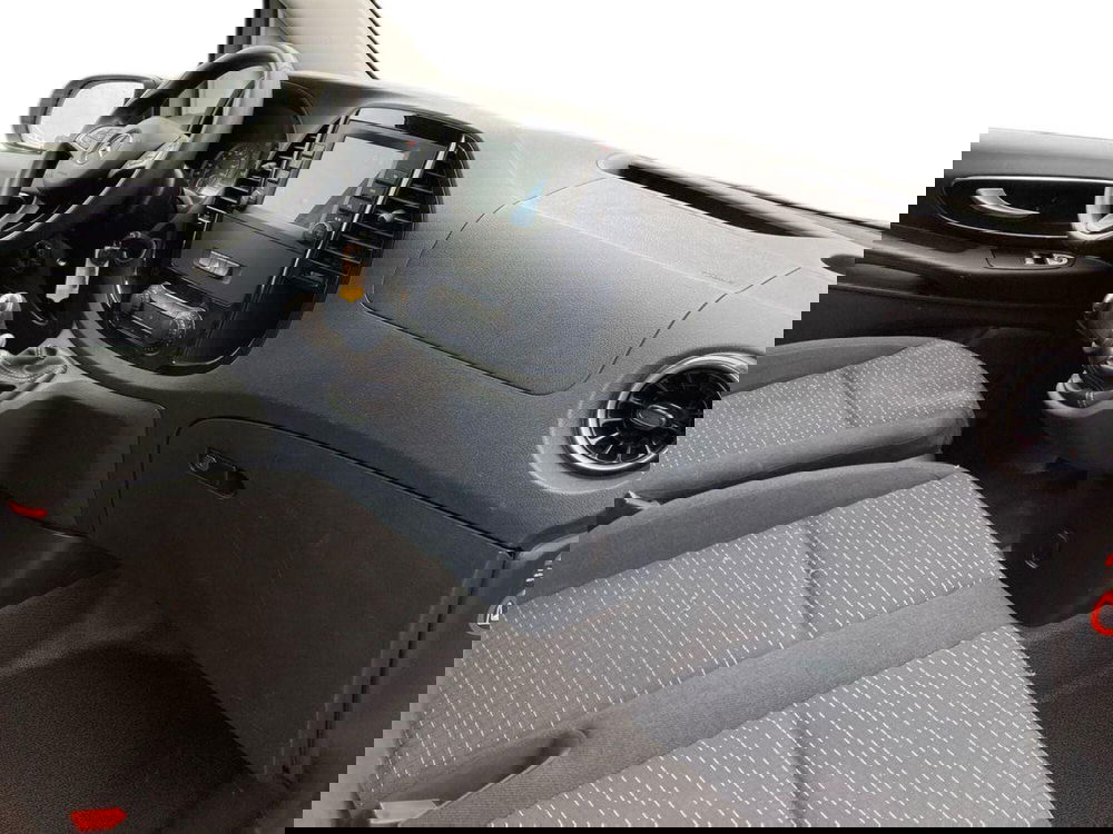 Mercedes-Benz Vito usata a Milano (15)