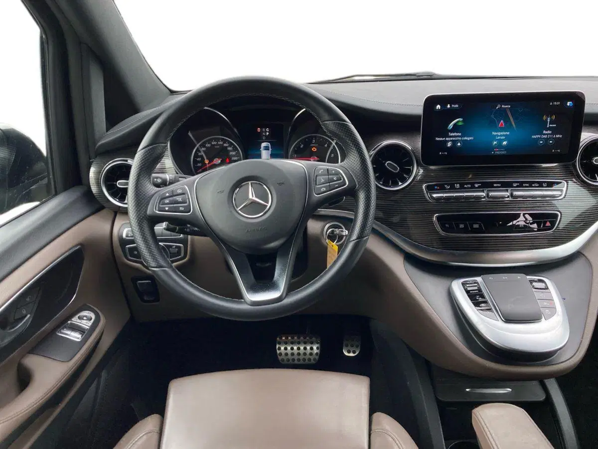 Mercedes-Benz Classe V usata a Milano (11)