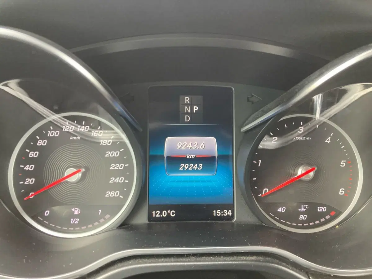 Mercedes-Benz Classe V usata a Milano (13)