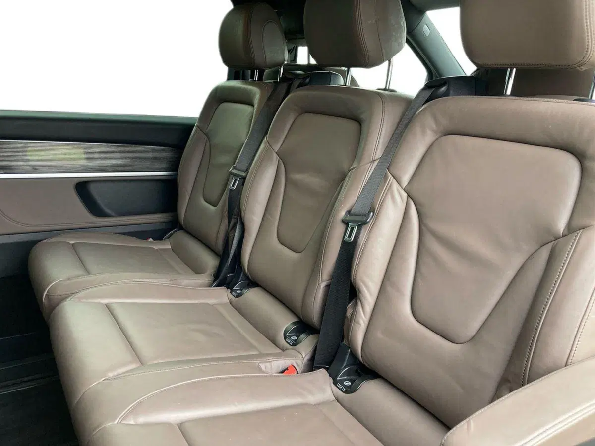 Mercedes-Benz Classe V usata a Milano (16)