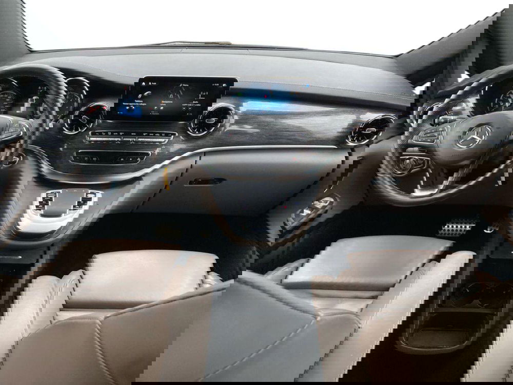 Mercedes-Benz Classe V usata a Milano (9)