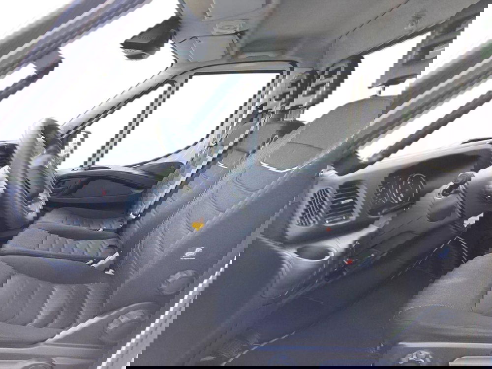 Iveco Daily Furgone usata a Milano (10)