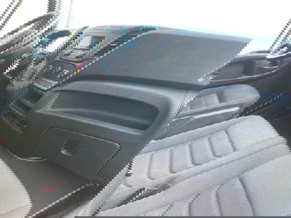 Iveco Daily Furgone usata a Milano (15)