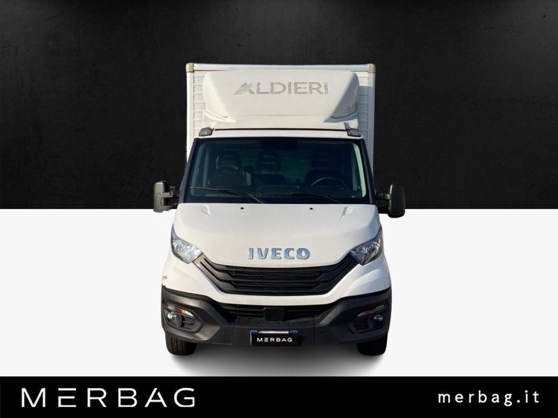 Iveco Daily Furgone usata a Milano (3)