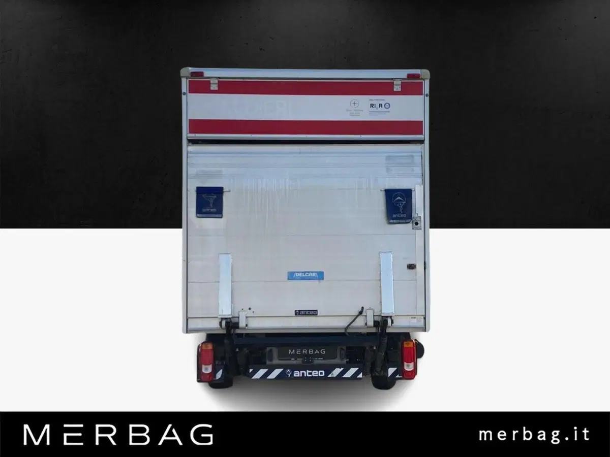 Iveco Daily Furgone usata a Milano (4)