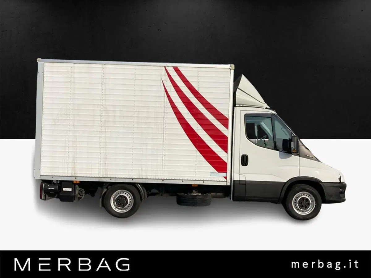 Iveco Daily Furgone usata a Milano (5)