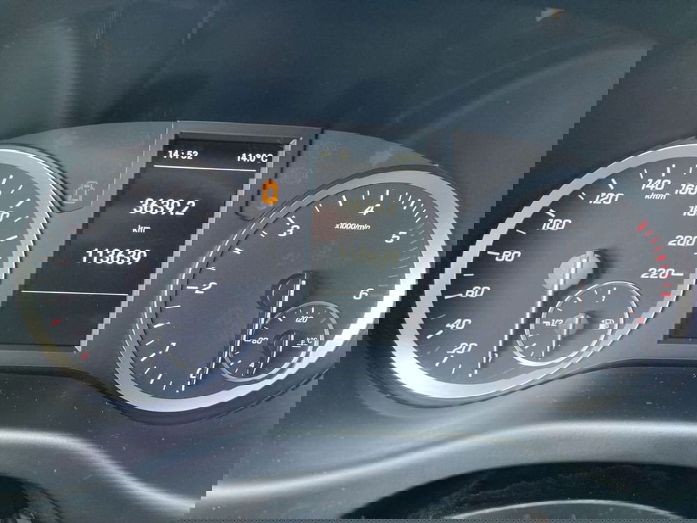 Mercedes-Benz Vito usata a Milano (13)