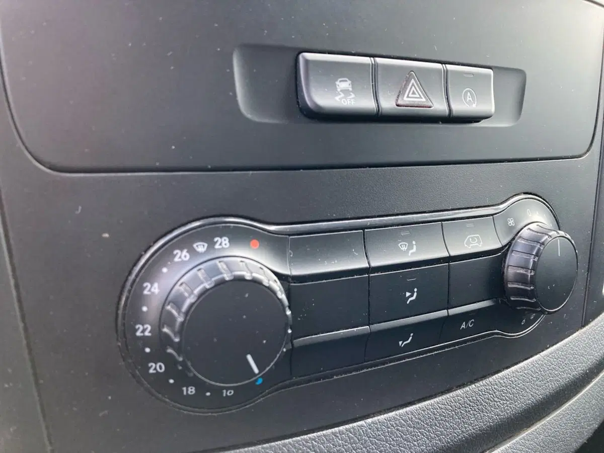 Mercedes-Benz Vito usata a Milano (14)