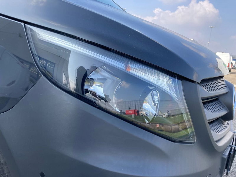 Mercedes-Benz Vito usata a Milano (7)
