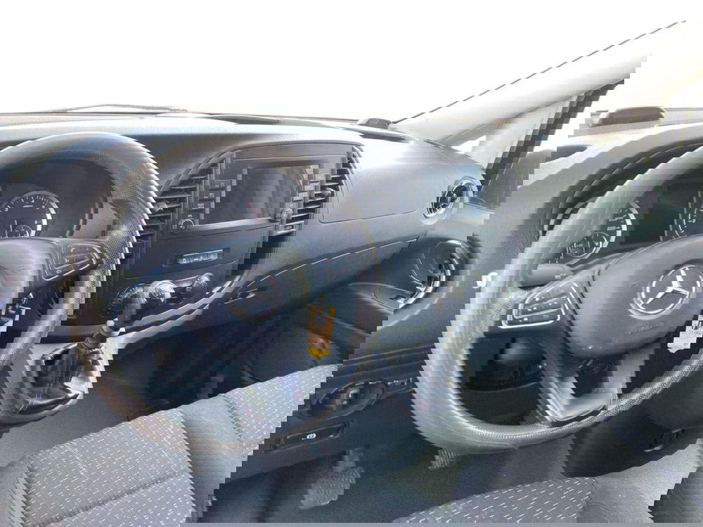 Mercedes-Benz Vito usata a Milano (9)