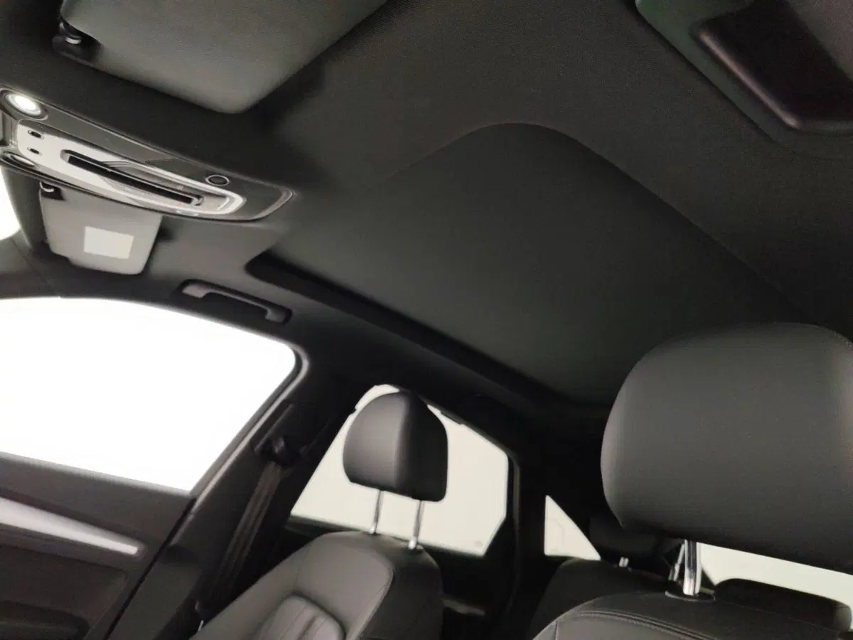 Audi Q5 Sportback usata a Massa-Carrara (10)