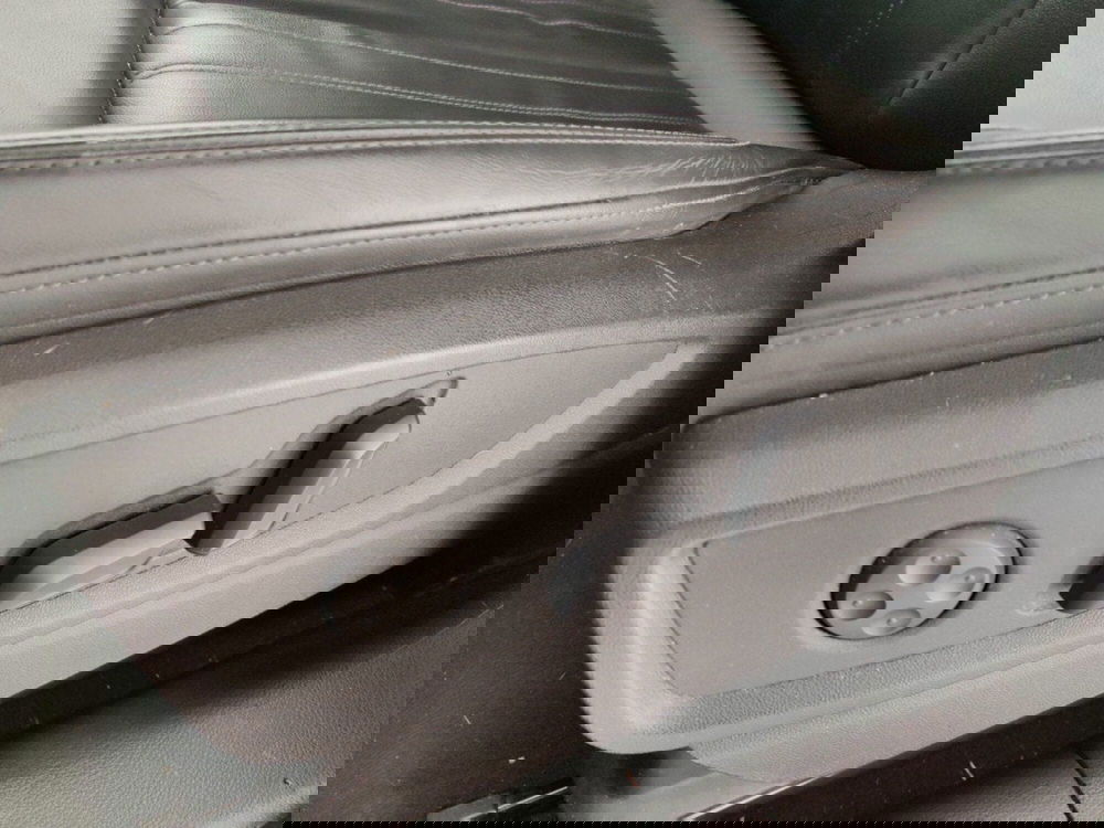 Audi Q5 Sportback usata a Massa-Carrara (11)