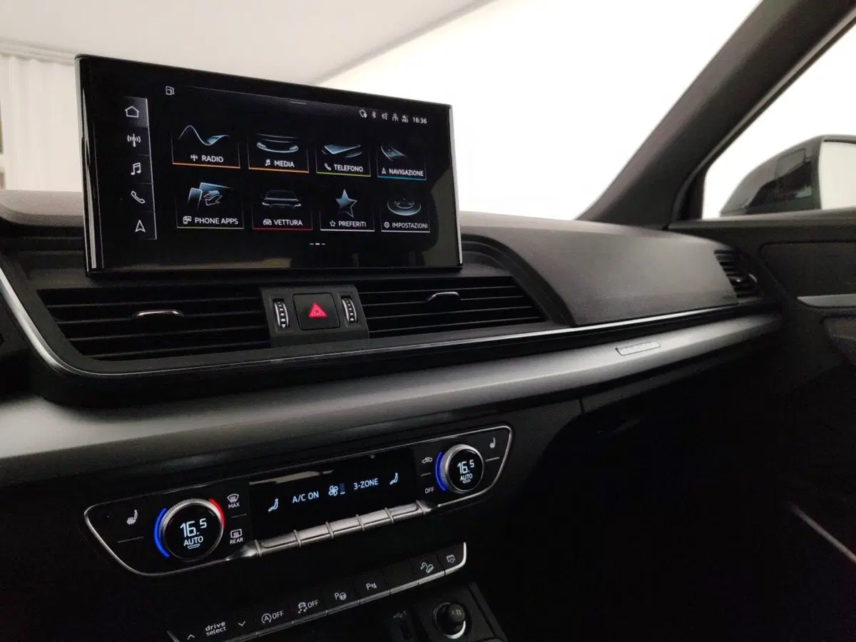 Audi Q5 Sportback usata a Massa-Carrara (14)