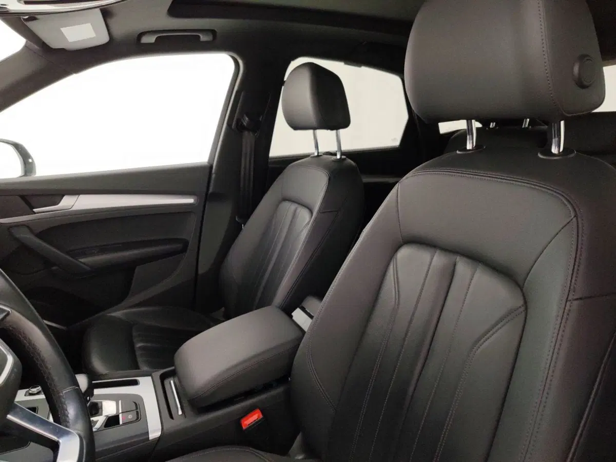 Audi Q5 Sportback usata a Massa-Carrara (9)