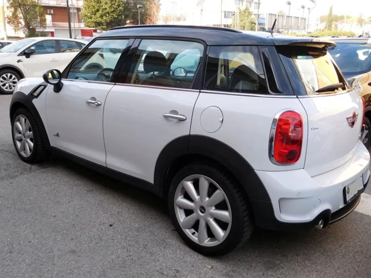 MINI Mini Countryman usata a Rimini (2)