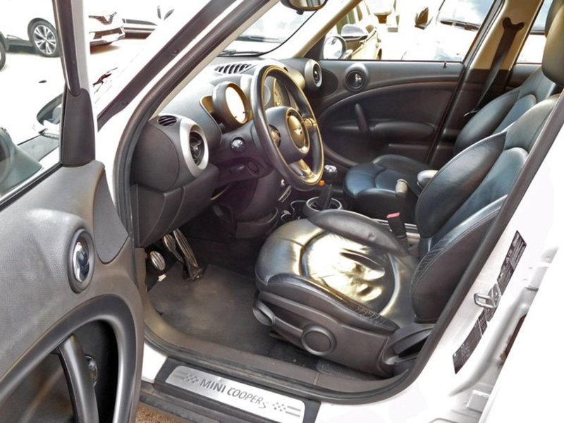 MINI Mini Countryman usata a Rimini (4)