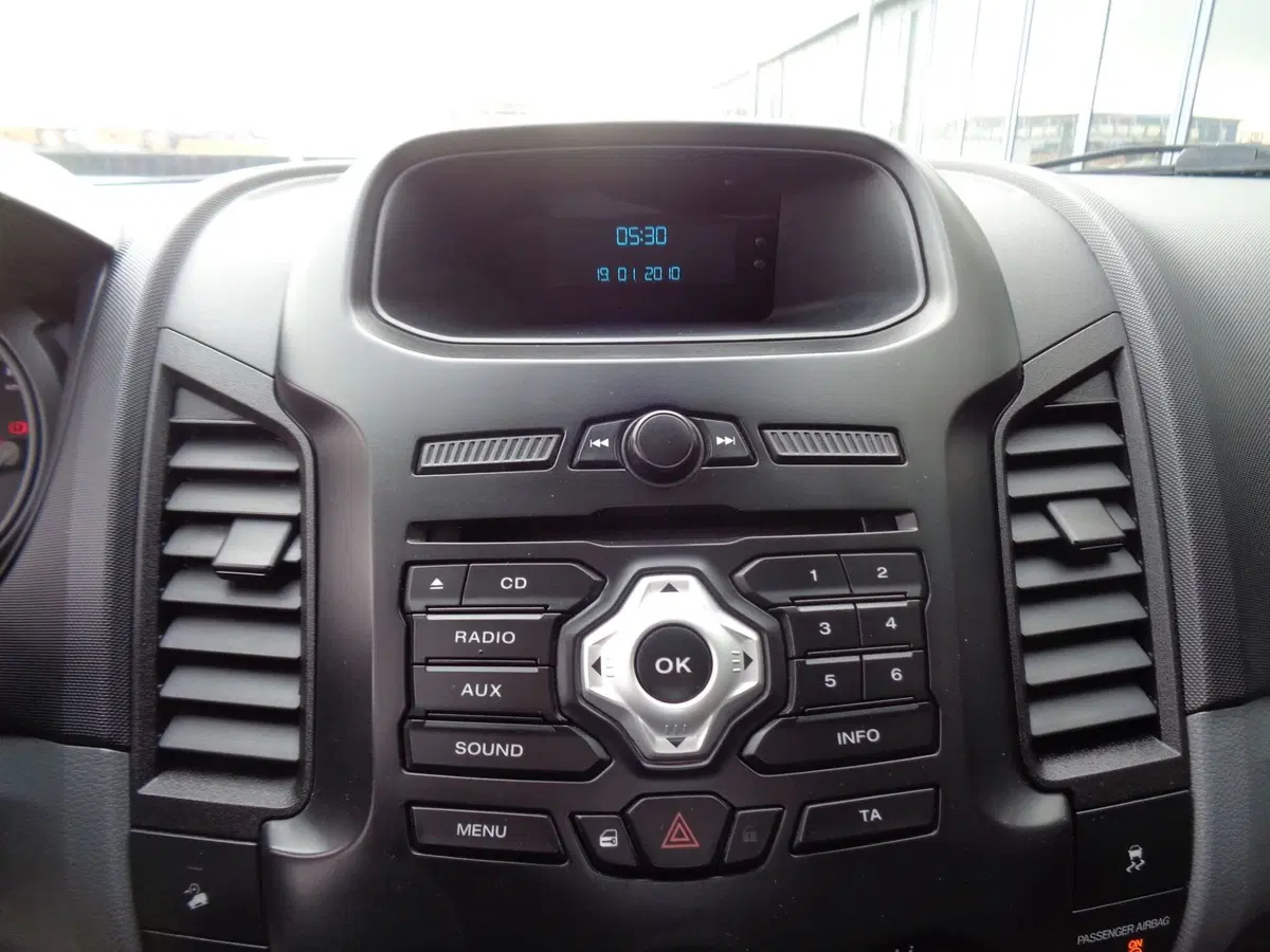 Ford Ranger Pick-up usata a Treviso (15)