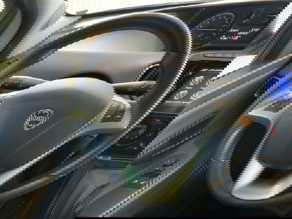 Lancia Ypsilon usata a Vercelli (11)