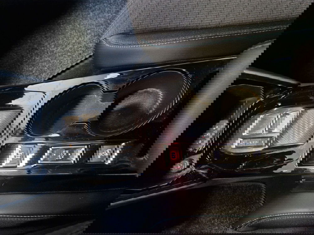 Peugeot 2008 usata a Varese (18)