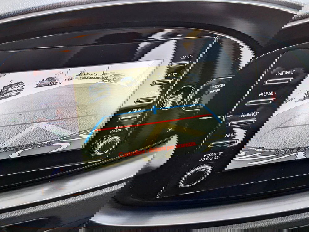 Toyota Aygo X usata a Pescara (11)