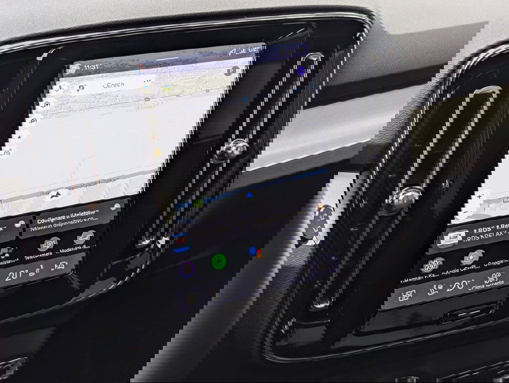 Volvo XC40 usata a Pescara (11)