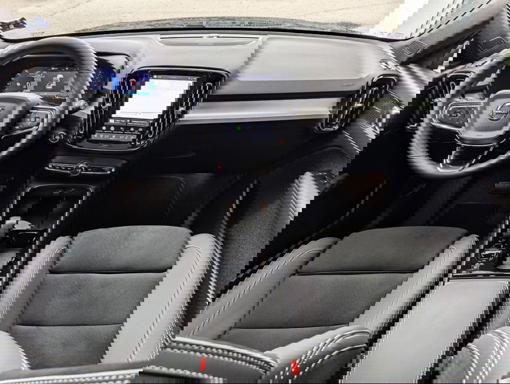 Volvo XC40 usata a Pescara (14)