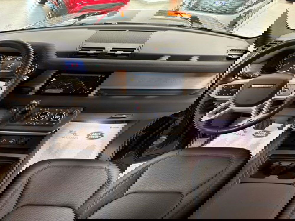 Land Rover Defender usata a Cuneo (9)