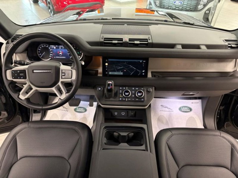 Land Rover Defender usata a Cuneo (9)