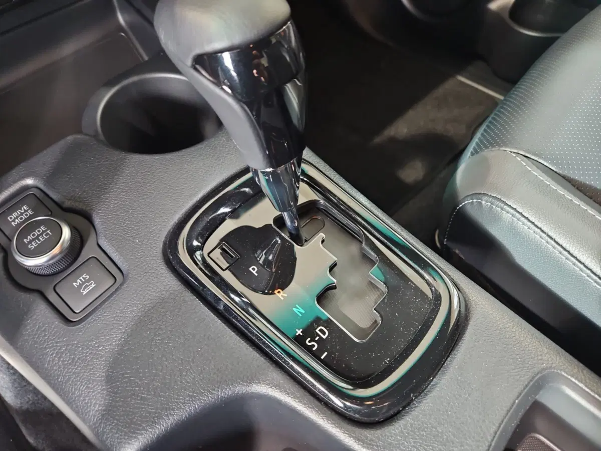Toyota Hilux nuova a Vicenza (16)