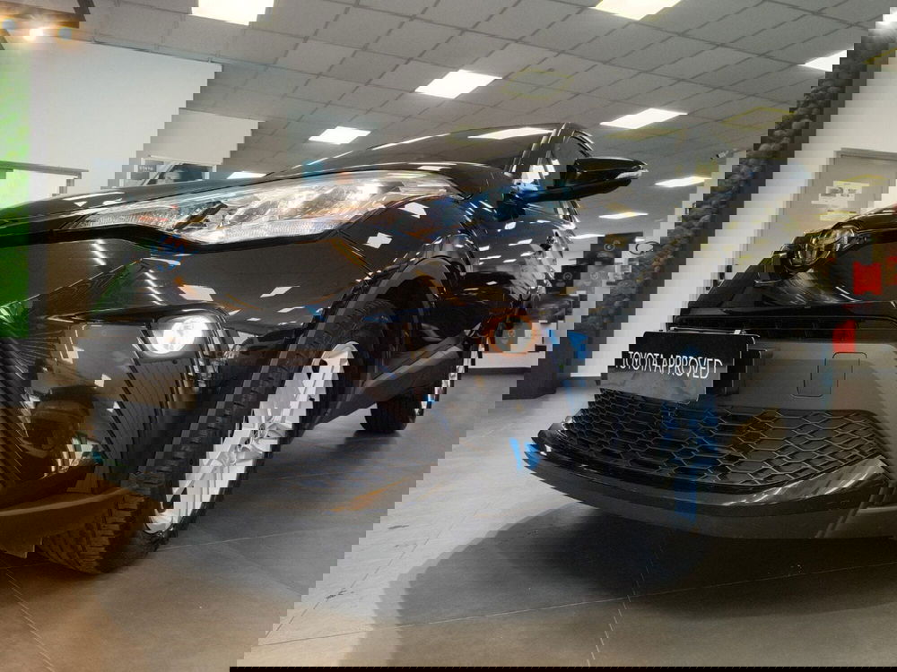 Toyota Toyota C-HR usata a Catanzaro (16)