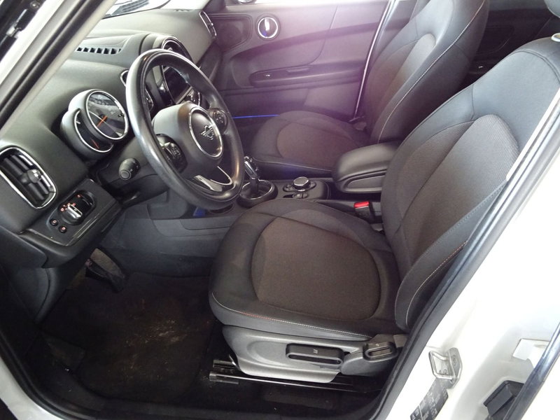 MINI Mini Countryman usata a Lucca (8)