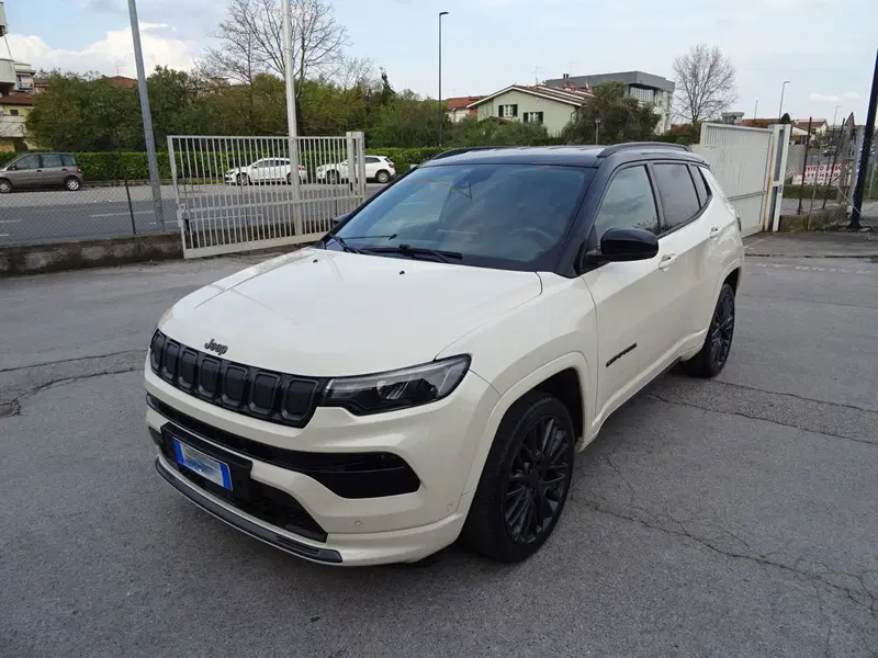 Jeep Compass usata a Lucca