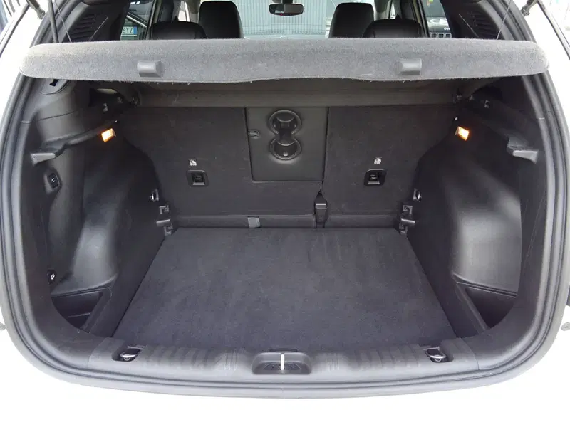 Jeep Compass usata a Lucca (16)