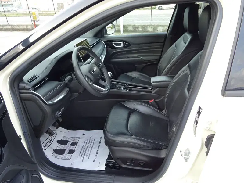 Jeep Compass usata a Lucca (9)