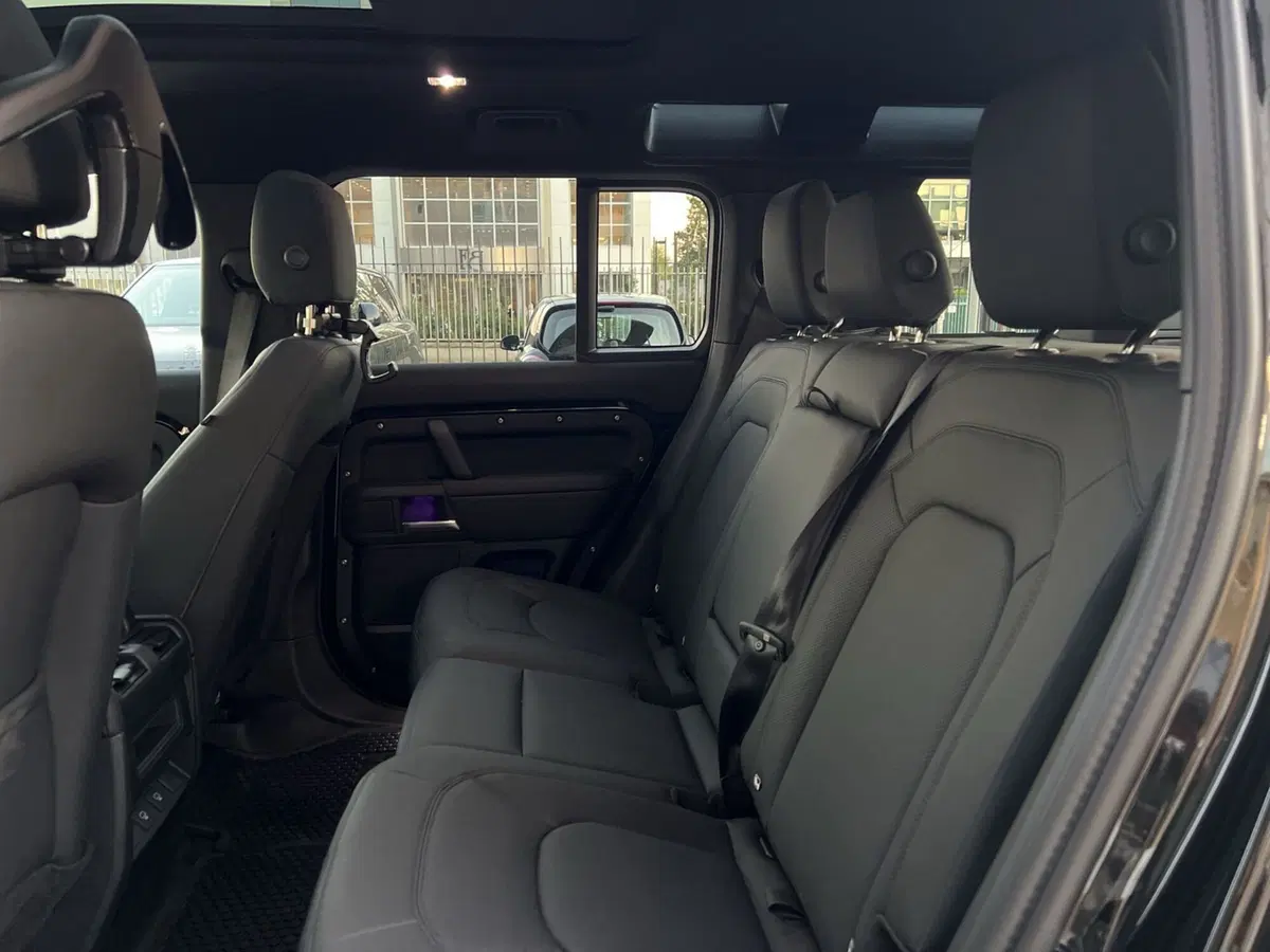 Land Rover Defender usata a Arezzo (5)