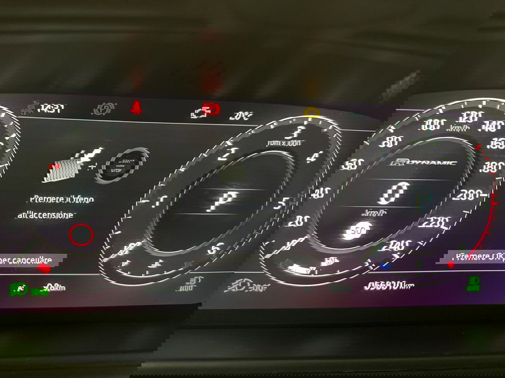 Land Rover Range Rover Velar usata a Arezzo (10)