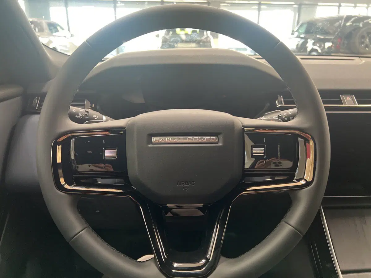 Land Rover Range Rover Velar usata a Arezzo (11)