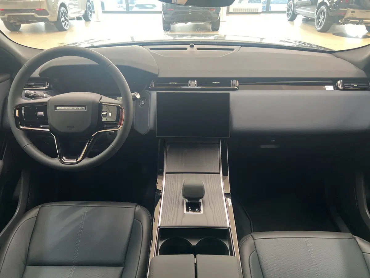 Land Rover Range Rover Velar usata a Arezzo (4)