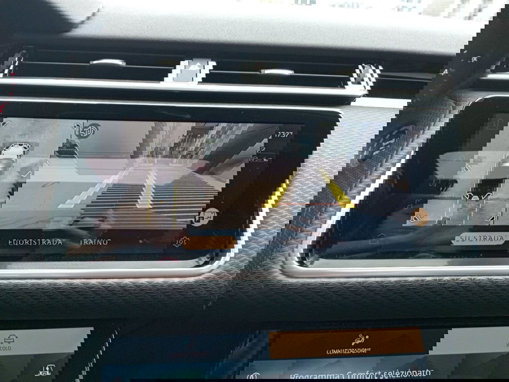 Land Rover Range Rover Velar usata a Arezzo (11)