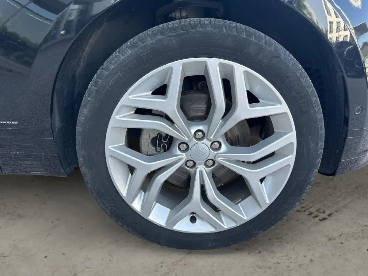 Land Rover Range Rover Velar usata a Arezzo (9)