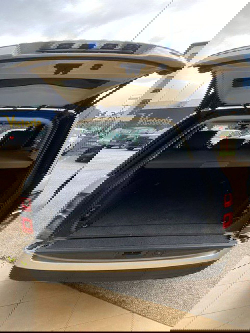 Land Rover Range Rover usata a Firenze (13)