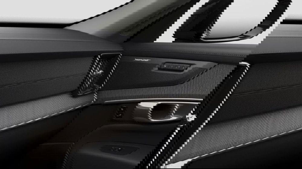 Volvo XC90 nuova a Milano (12)