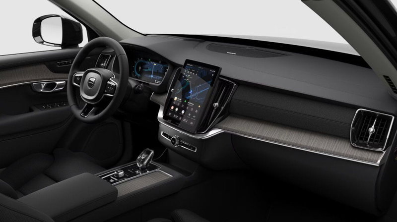 Volvo XC90 nuova a Milano (7)