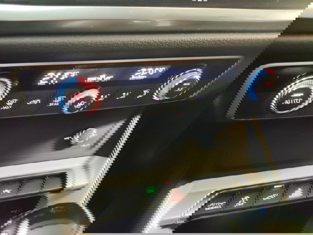 Audi Q3 Sportback usata a Modena (11)